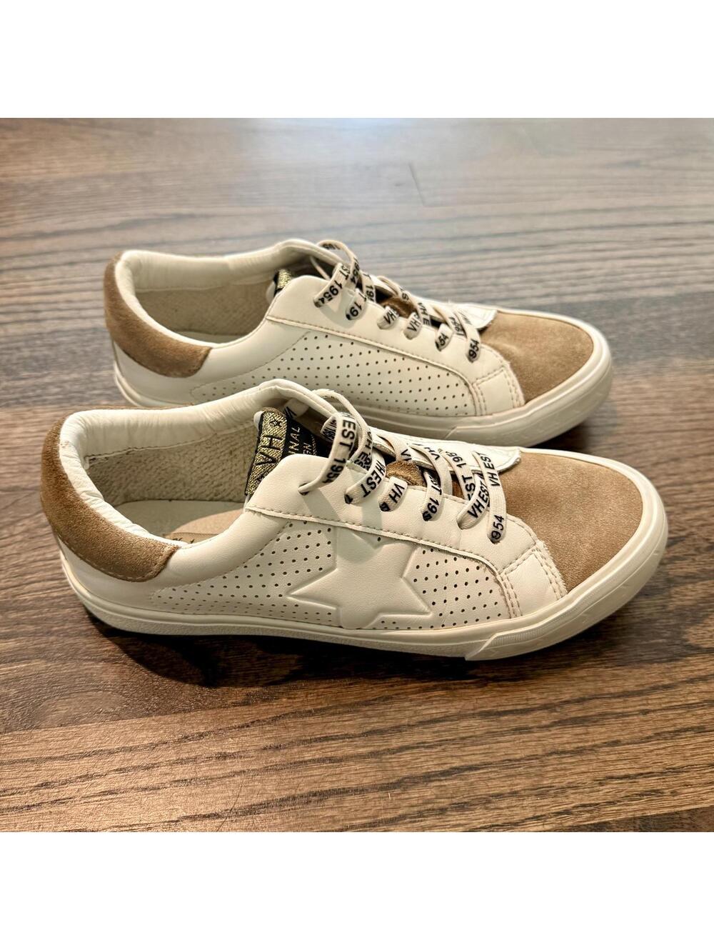 Vintage Havana White/Camel Leather/Suede Women’s Sneakers Size 6